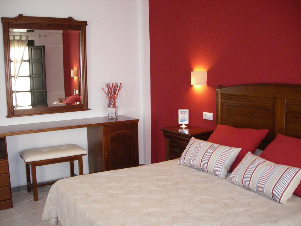 Hostal Azahar Cordoba Bilik gambar
