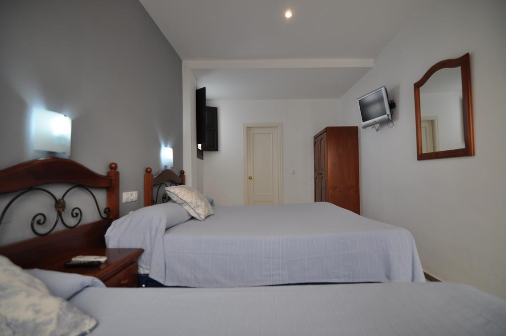 Hostal Azahar Cordoba Luaran gambar