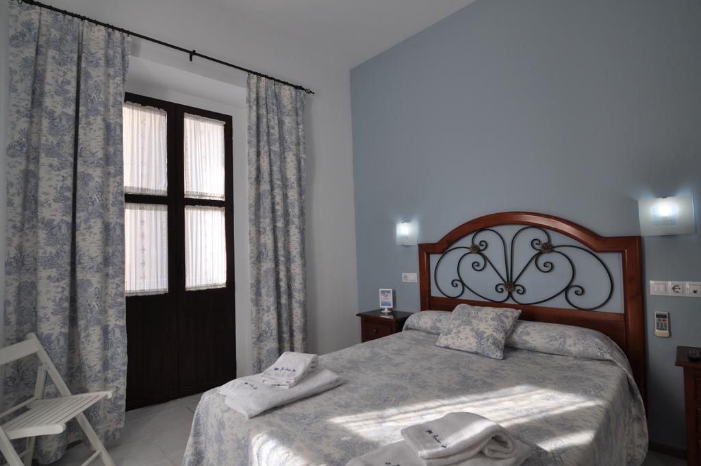 Hostal Azahar Cordoba Luaran gambar