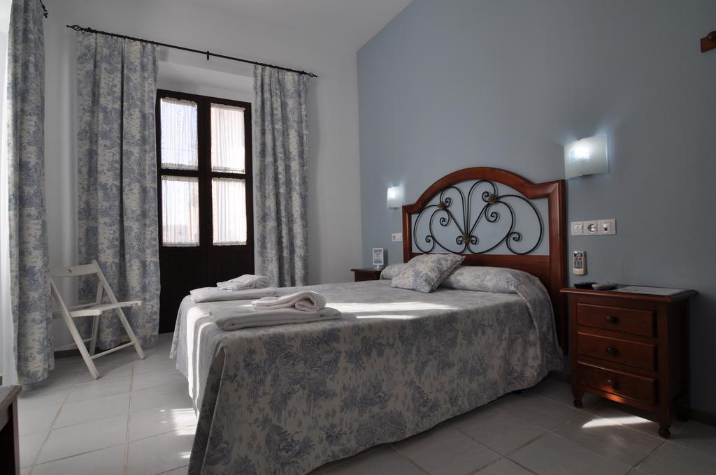 Hostal Azahar Cordoba Luaran gambar