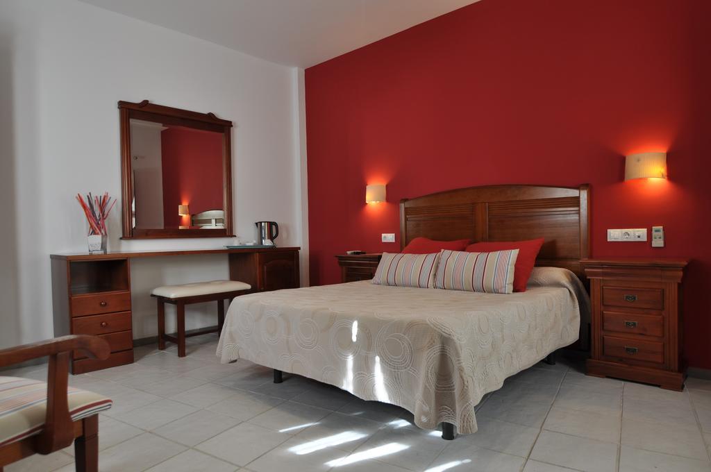 Hostal Azahar Cordoba Luaran gambar