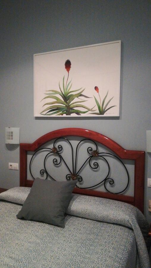 Hostal Azahar Cordoba Luaran gambar